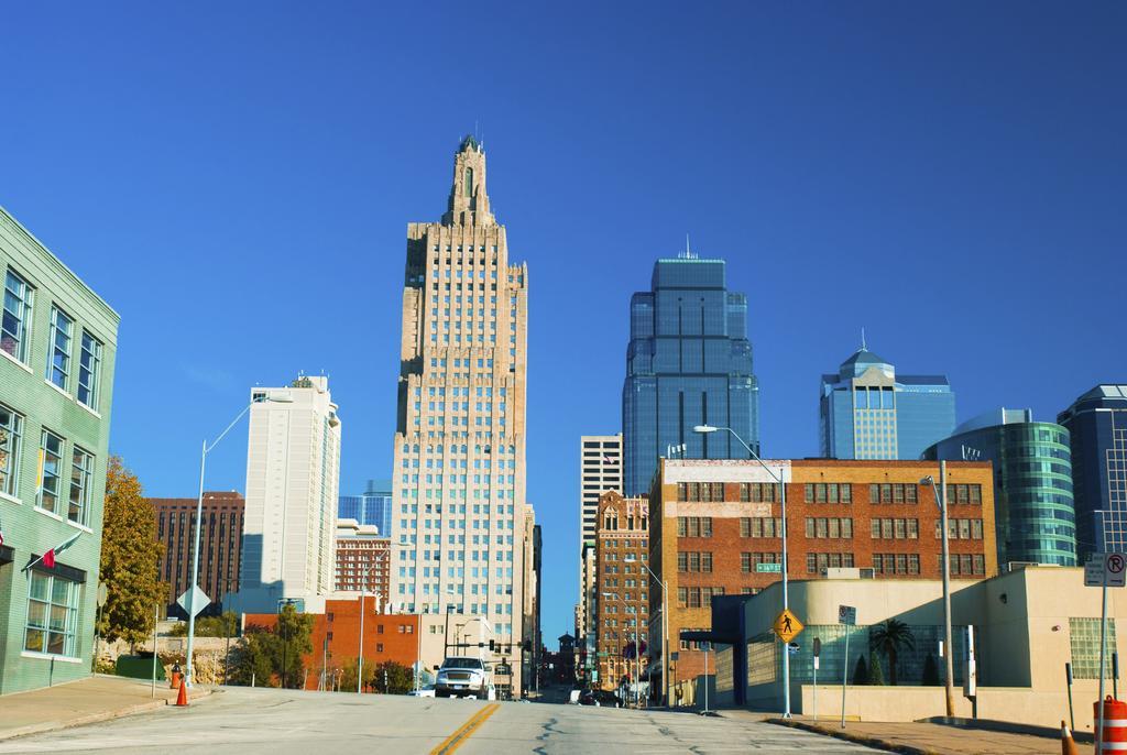 Residence Inn Kansas City Downtown/Union Hill Экстерьер фото